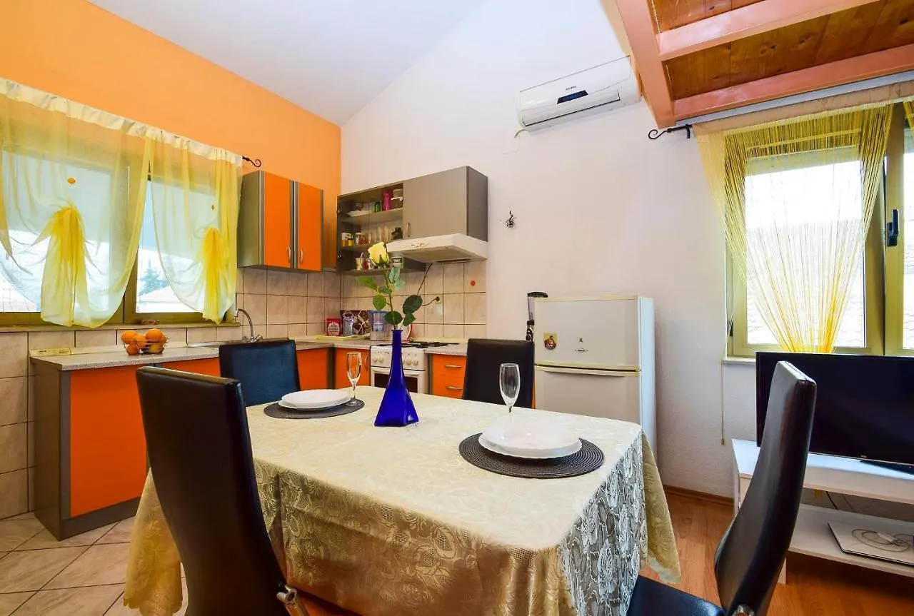 Gostinjska kuća Apartments Duje Zadar