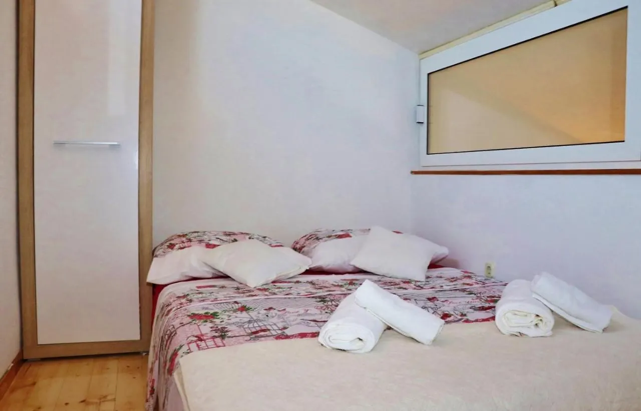 Apartments Duje Ζαντάρ Πανσιόν